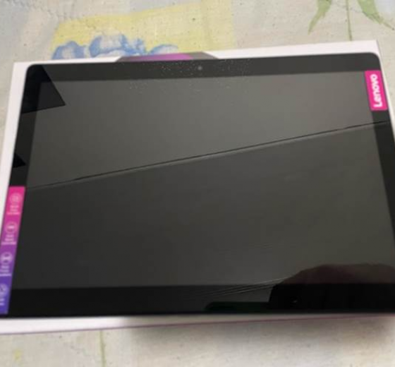 Foto Tablet Lenovo TABM10 HD